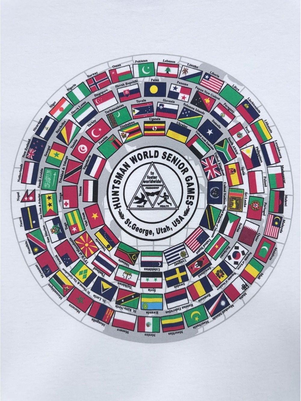 Vintage Le Pays International White T-Shirt with World Flags Graphic